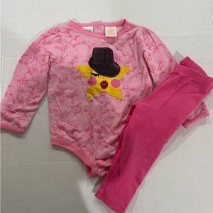 Lot of 2 Truly Scrumptious star bodysuit and Car&Jack pink leggings size 12M